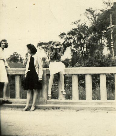 215. PO Bridge Girls